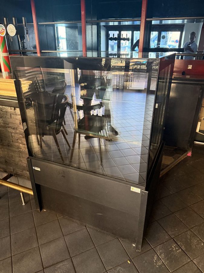 Vitrine panoramique 1 m — matériel de restauration d'occasion