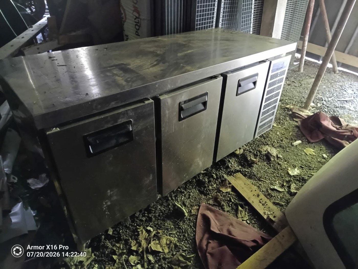 Table réfrigérée inox n°1 — M-0026