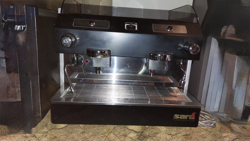 Machine à café expresso 2 groupes Bianchi Sara 2GR Pulsante — M-0070