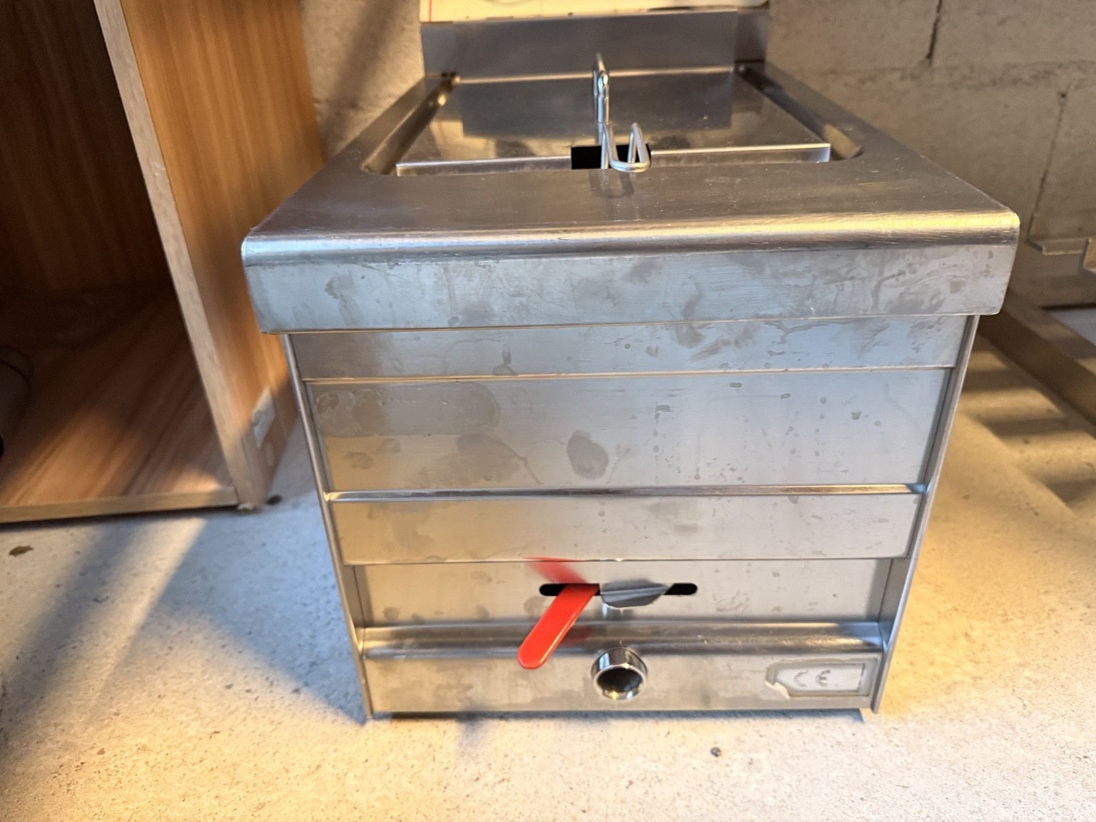 Friteuse électrique 380 V — vue complémentaire 3